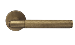 Дверная ручка Morelli Luxury BRIDGE R6 BGO, с усиленной розеткой  Цвет - Матовая бронза